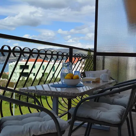 Curic Apartment