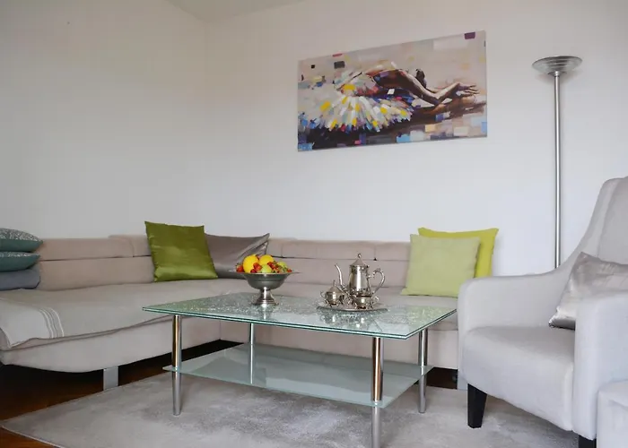 Curic דירה טרוגיר