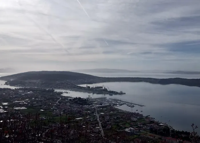 Curic דירה טרוגיר