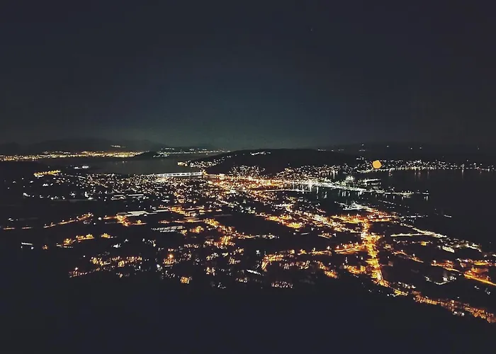 Curic דירה טרוגיר