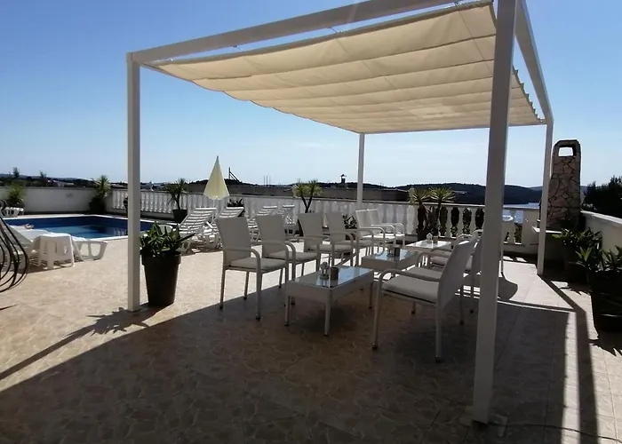 아파트 Curic 트로기르