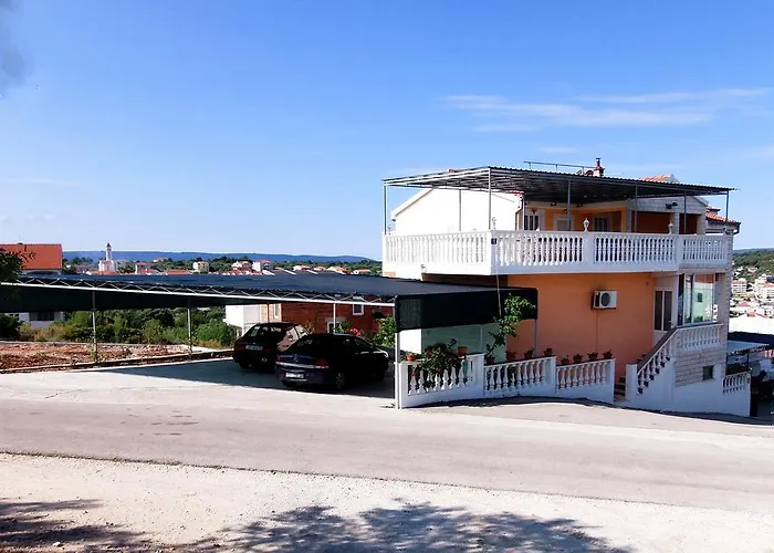 Curic * 트로기르