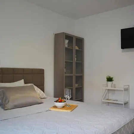 Curic * Trogir